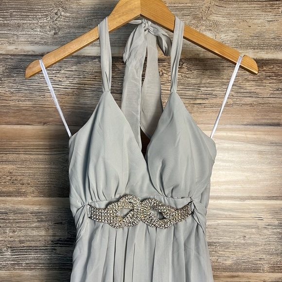 Light Gray Halter Formal Prom Dress  Diamond Studded Belt Size Small - Picture 2 of 5